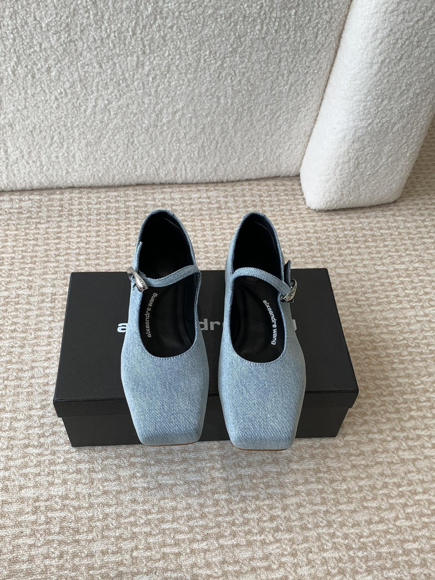 SQUARE-TOE MARY JANE IN LIGHT BLUE DENIM FABRIC