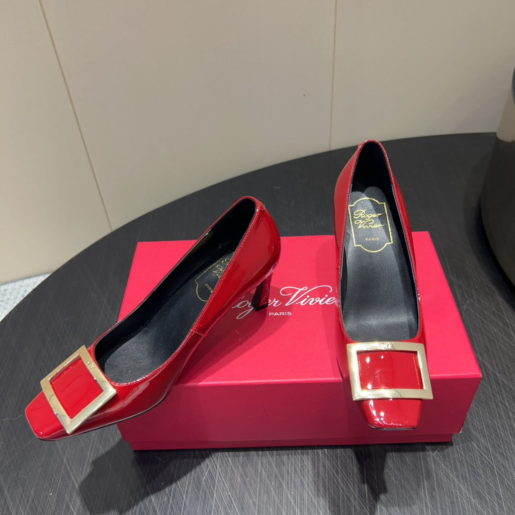 BELLE VIVIER PUMPS IN RED GLOSSY CALFSKIN GOLD BUCKLE