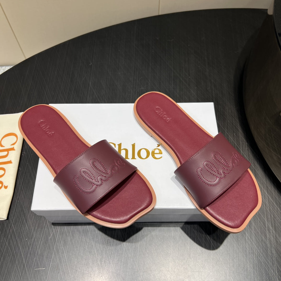 CHLOÉ 26S SANDALS IN DARK RED CALFSKIN