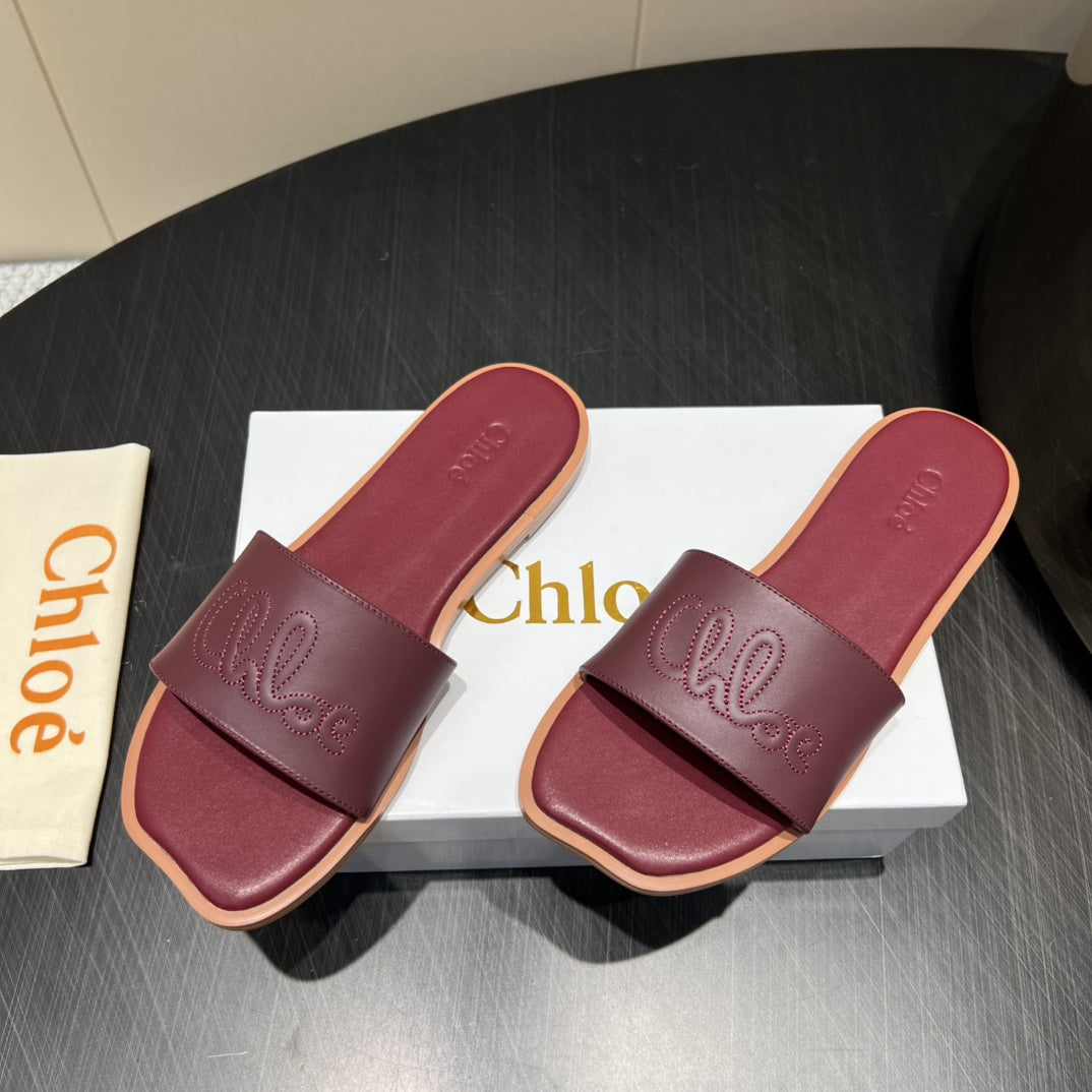 CHLOÉ 26S SANDALS IN DARK RED CALFSKIN