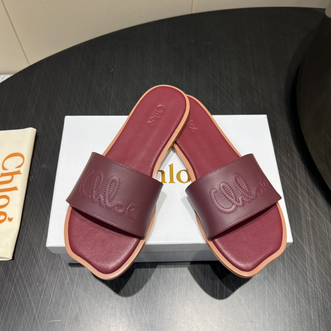 CHLOÉ 26S SANDALS IN DARK RED CALFSKIN