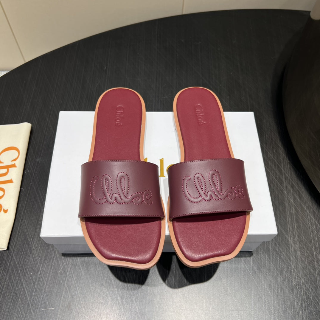 CHLOÉ 26S SANDALS IN DARK RED CALFSKIN