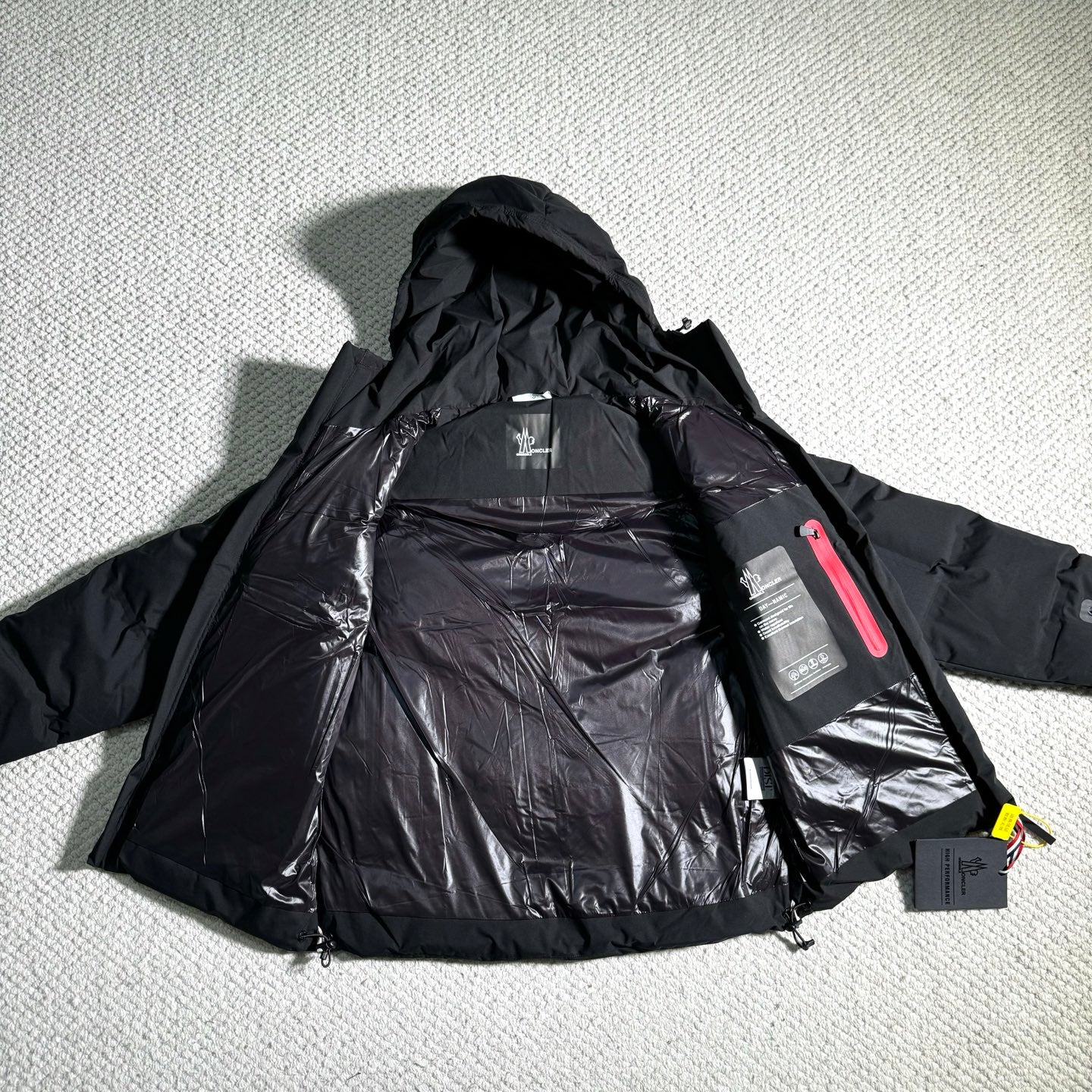 MONCLER 25S DOWN JACKET 424