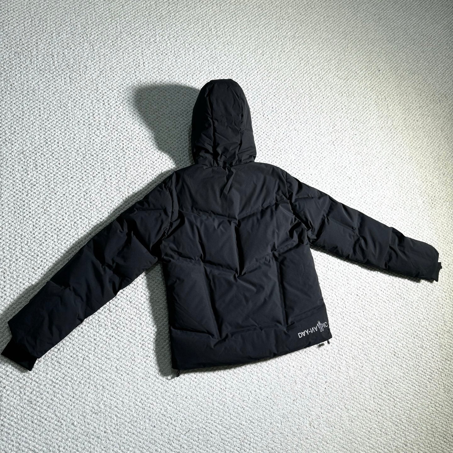 MONCLER 25S DOWN JACKET 424