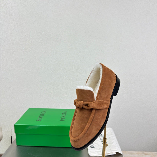 BOTTEGA VENETA 26S LOAFERS IN BROWN SUEDE AND WHITE WOOL