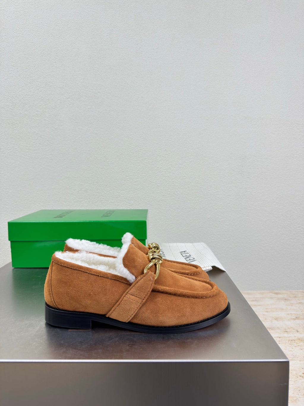 BOTTEGA VENETA 26S LOAFERS IN BROWN SUEDE AND WHITE WOOL WITH GOLD HARDWARE