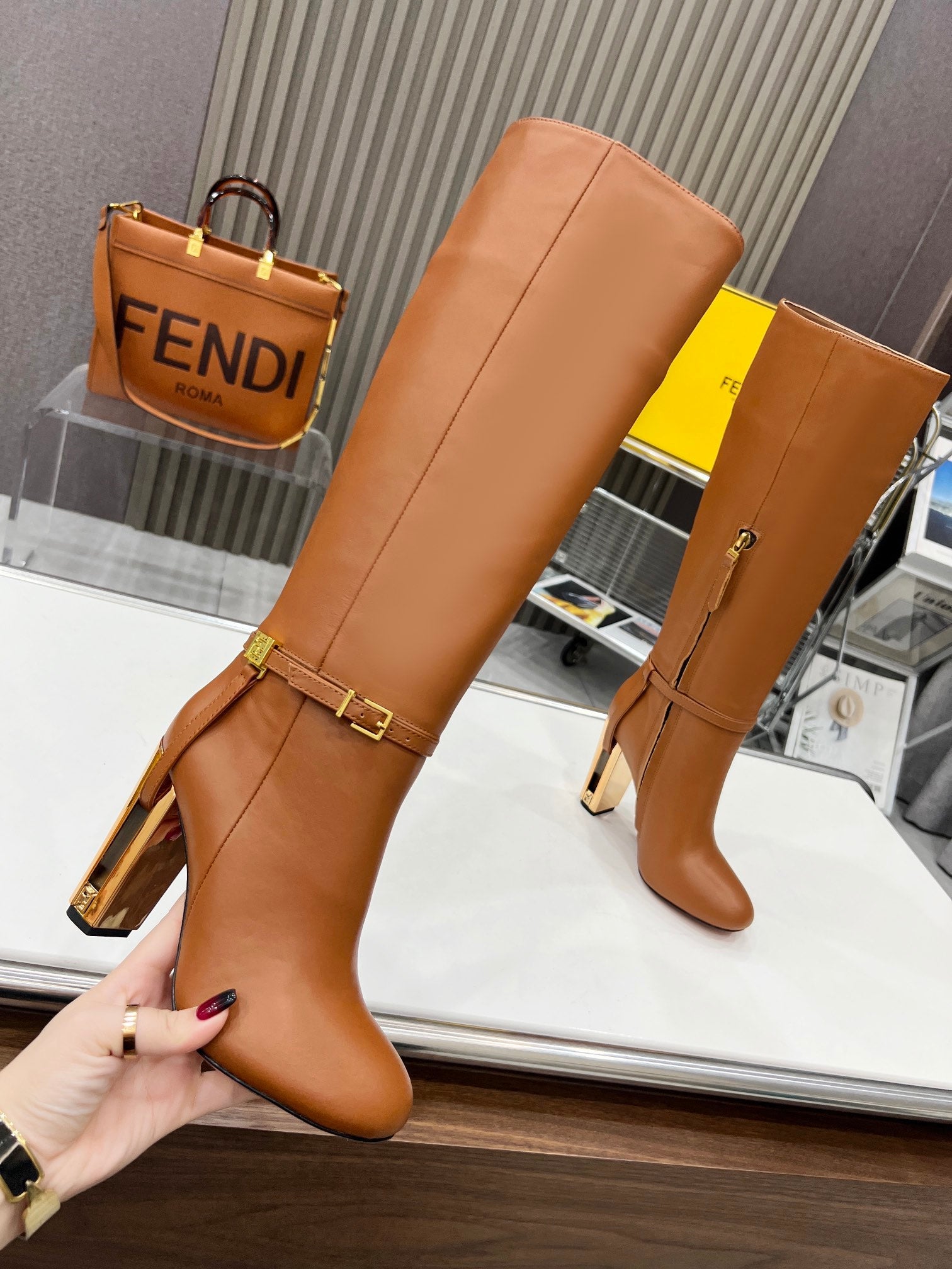 FF HIGH BOOTS IN TAWNY BROWN CALFSKIN GOLD HARDWARE