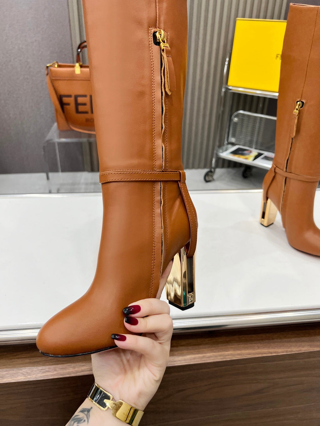 FF HIGH BOOTS IN TAWNY BROWN CALFSKIN GOLD HARDWARE