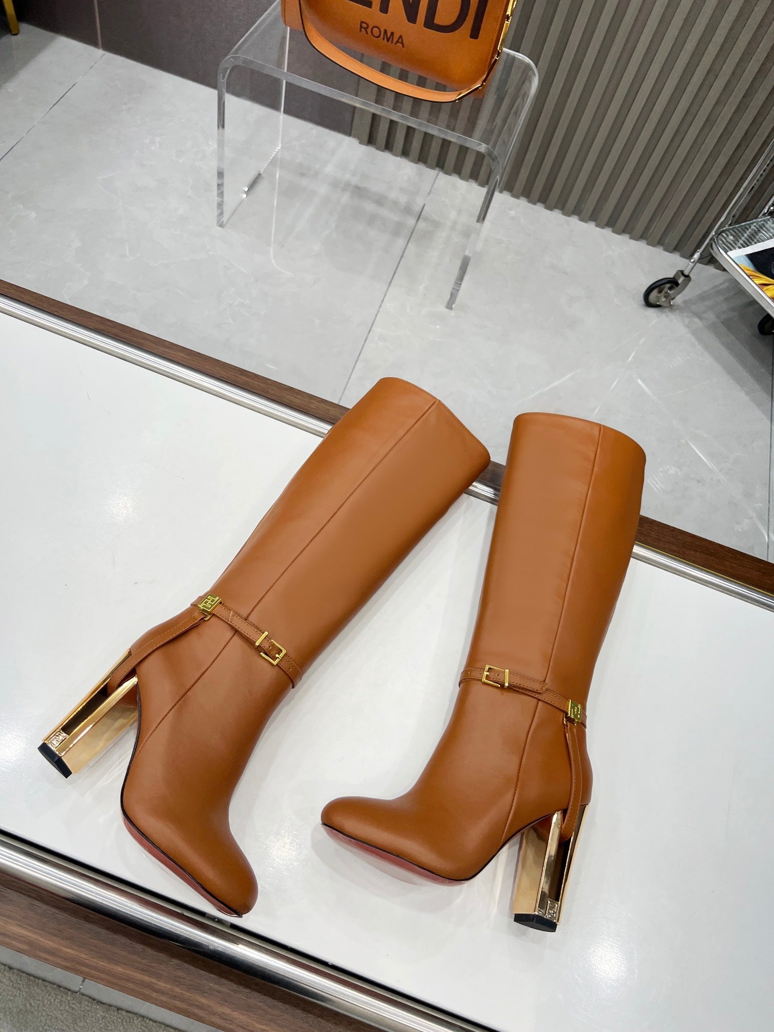 FF HIGH BOOTS IN TAWNY BROWN CALFSKIN GOLD HARDWARE
