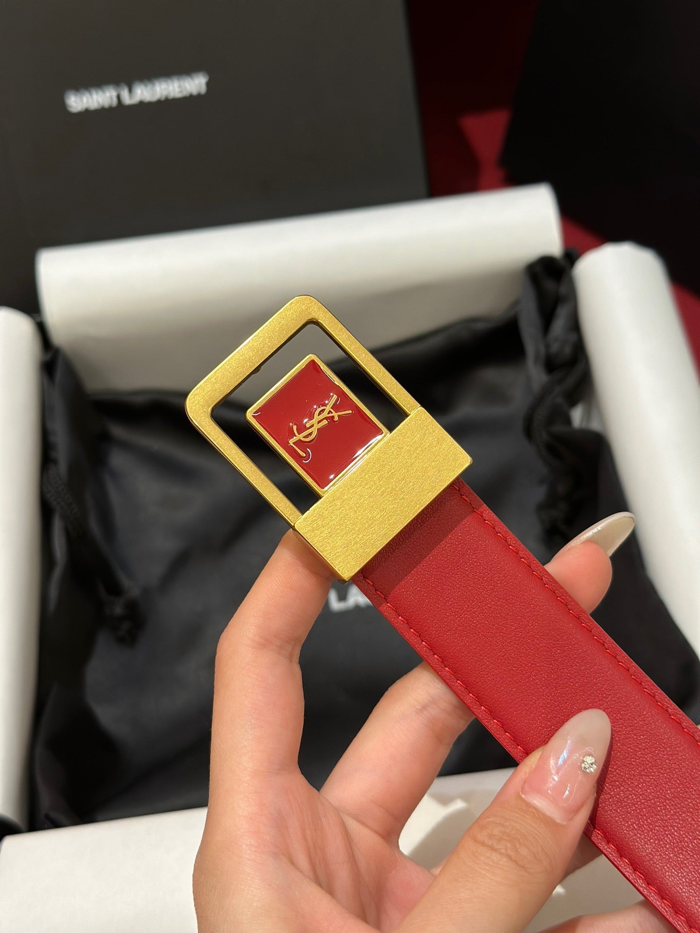 YSL 25S BELT 30 MM IN RED CALFSKIN 538009