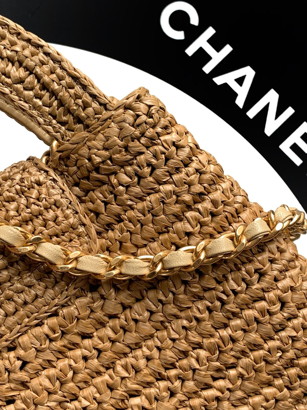 CHANEL 26S TOP HANDLE BAG 19 IN NATURAL RAFFIA AND CALFSKIN GOLD HARDWARE