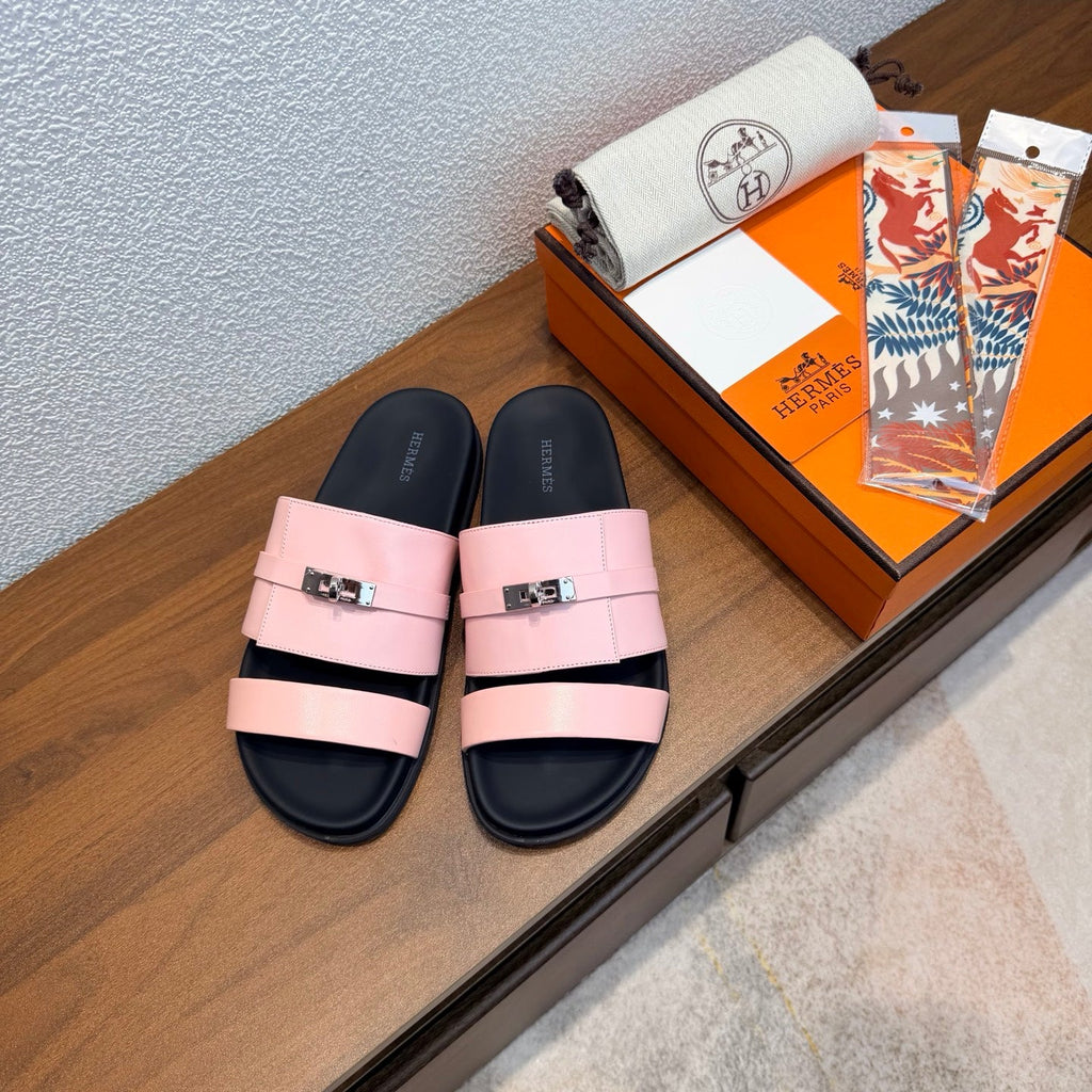HM 26S KELLY BUCKLE DOUBLE STRAP SANDALS IN LIGHT PINK CALFSKIN