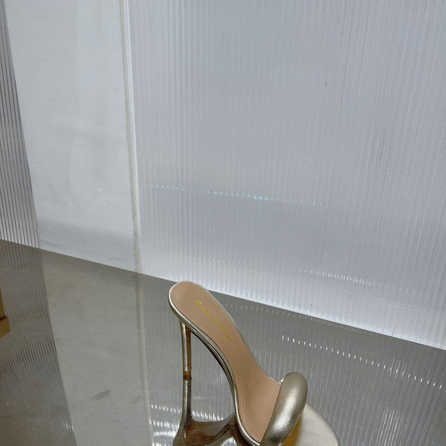 GIANVITO ROSSI 26S PADDED STRAP HIGH-HEEL MULES 105 MM IN GOLD LAMBSKIN