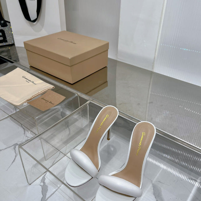 GIANVITO ROSSI 26S PADDED STRAP HIGH-HEEL MULES 105 MM IN WHITE LAMBSKIN