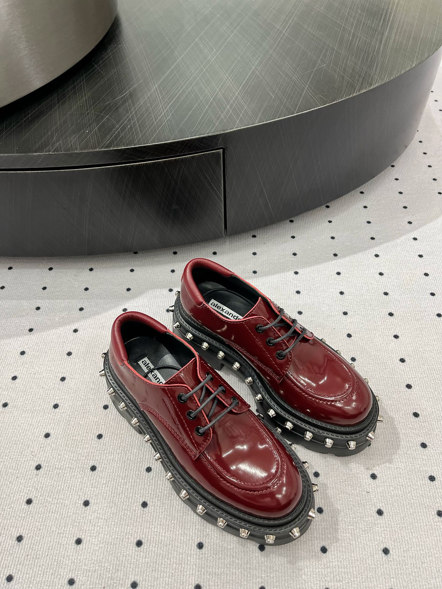 ATLAS DERBY 55 MM IN BURGUNDY RED CALFSKIN