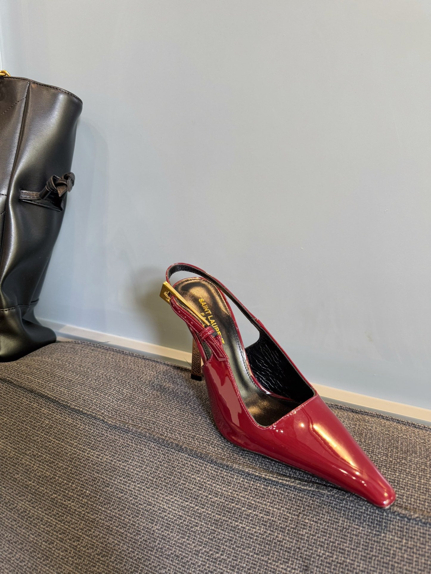YSL 26S HEELED SLINGBACKS 100 MM IN DARK RED CALFSKIN
