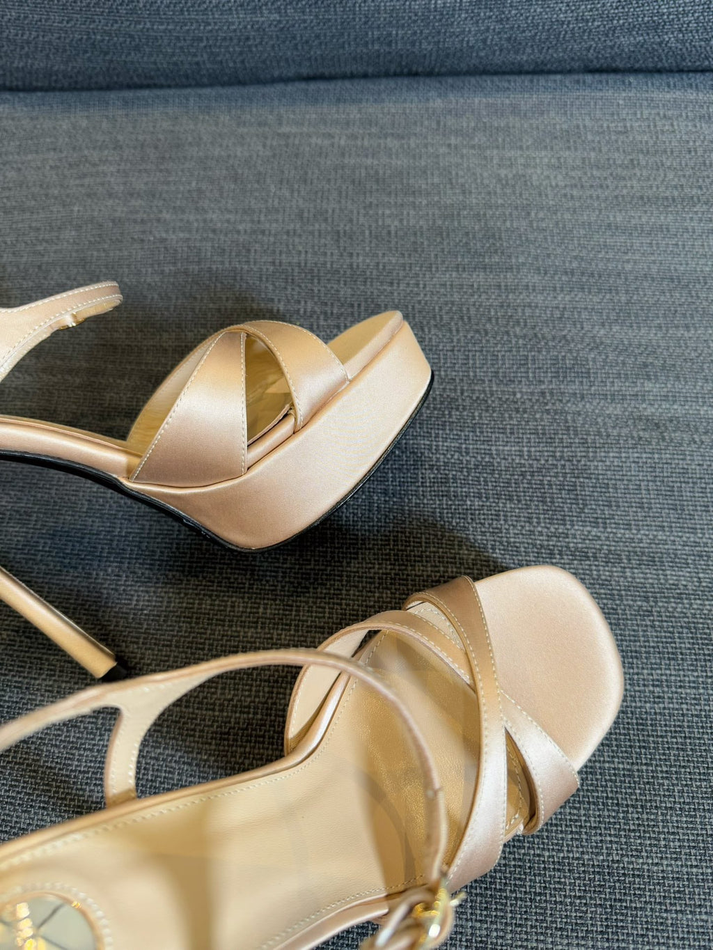 YSL 26S CROSS-STRAP SANDALS 150 MM IN NUDE SATIN