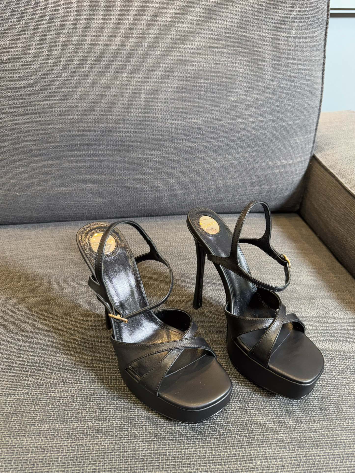 YSL 26S CROSS-STRAP SANDALS 150 MM IN BLACK CALFSKIN