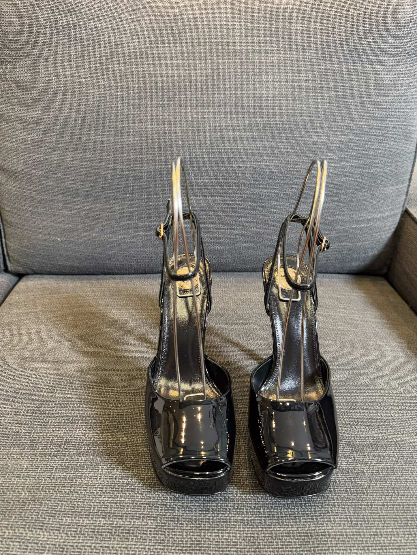 YSL 26S PLATFORM SANDALS 150 MM IN BLACK PATENT CALFSKIN