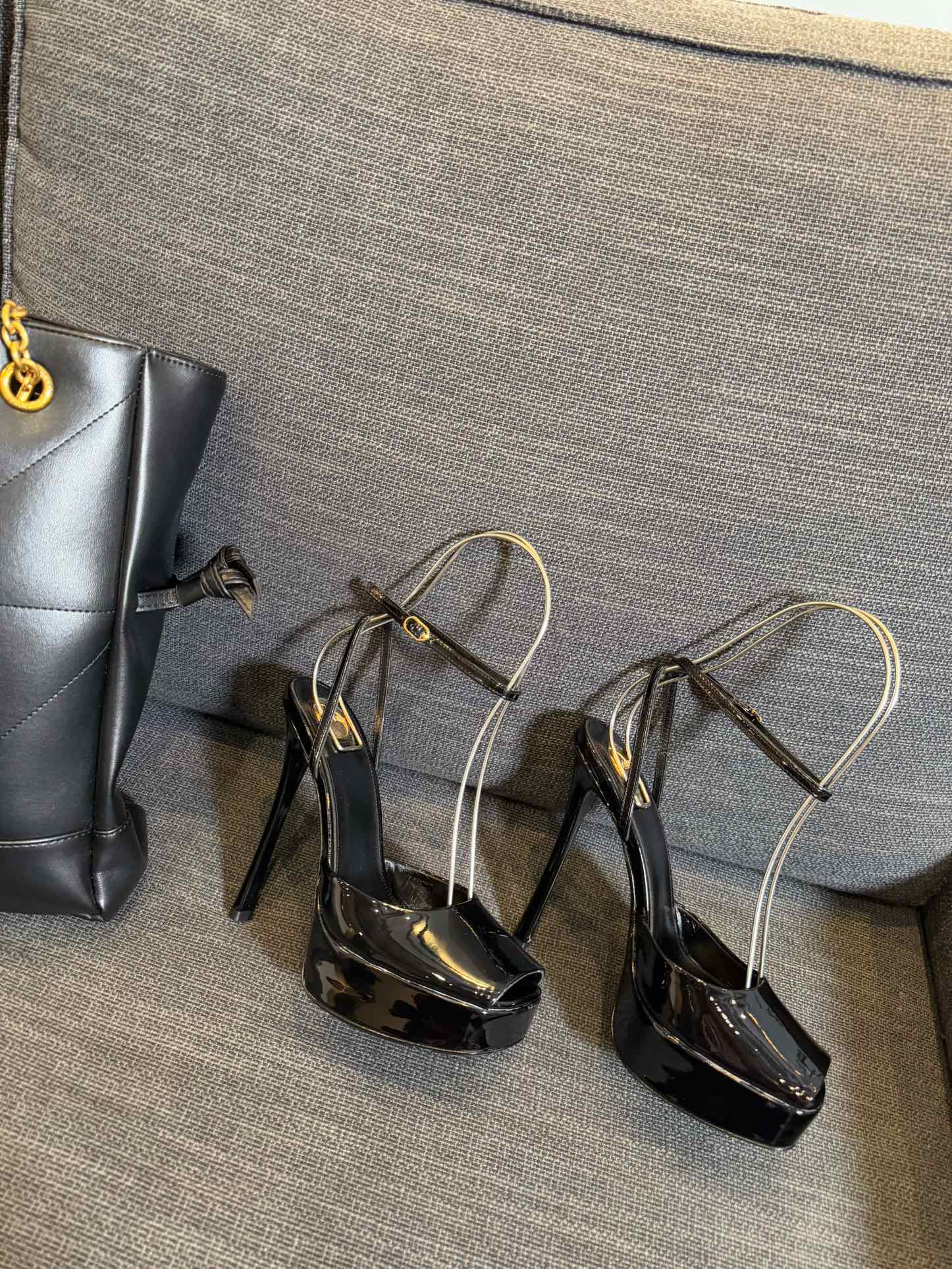 YSL 26S PLATFORM SANDALS 150 MM IN BLACK PATENT CALFSKIN