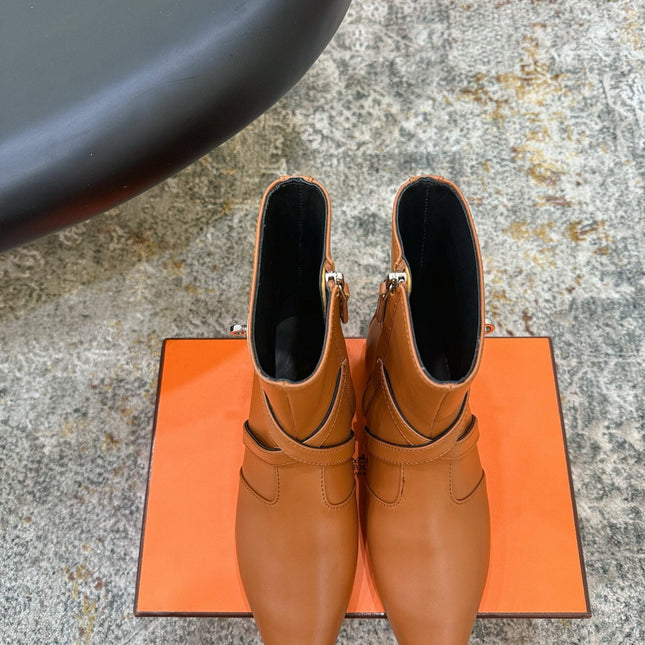 HM 26S FLAT ANKLE BOOTS IN COGNAC BROWN CALFSKIN 