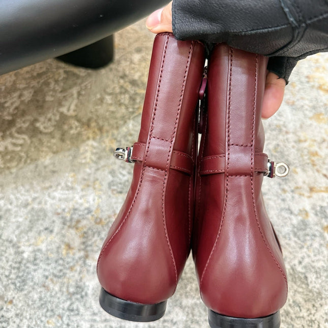 HM 26S FLAT ANKLE BOOTS IN WINE RED CALFSKIN