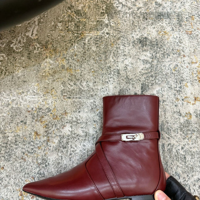 HM 26S FLAT ANKLE BOOTS IN WINE RED CALFSKIN