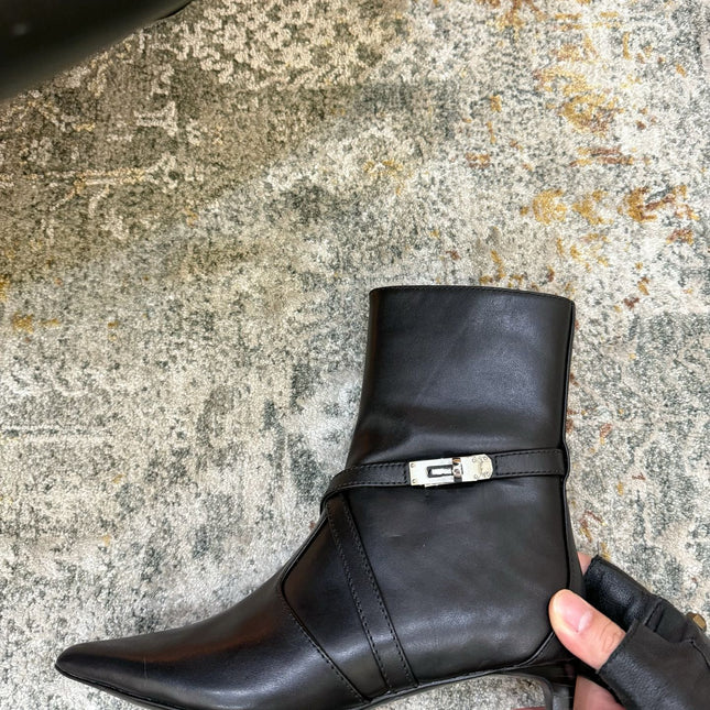 HM 26S POINTED-TOE ANKLE BOOTS 35 MM IN BLACK CALFSKIN