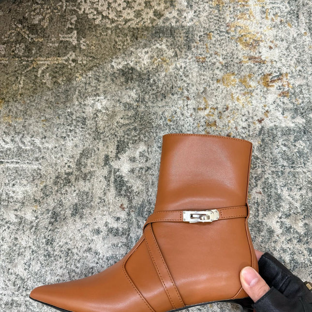 HM 26S POINTED-TOE ANKLE BOOTS 35 MM IN COGNAC BROWN CALFSKIN 