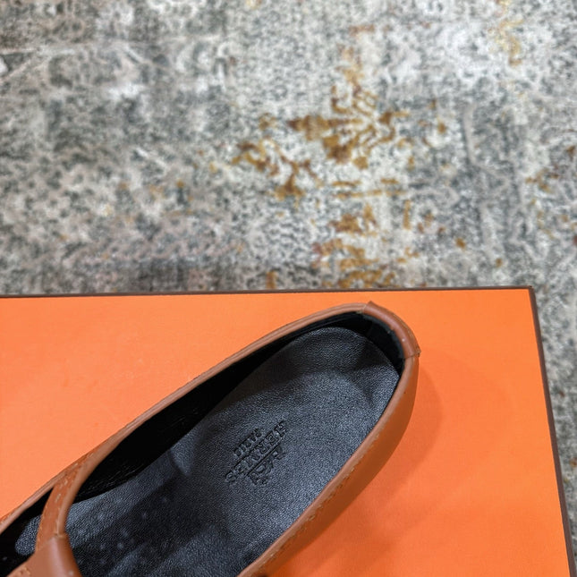 HM 26S PERFORATED BALLET FLATS IN BROWN CALFSKIN