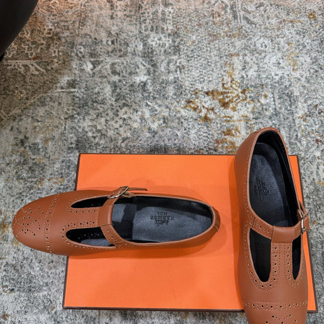 HM 26S PERFORATED BALLET FLATS IN BROWN CALFSKIN