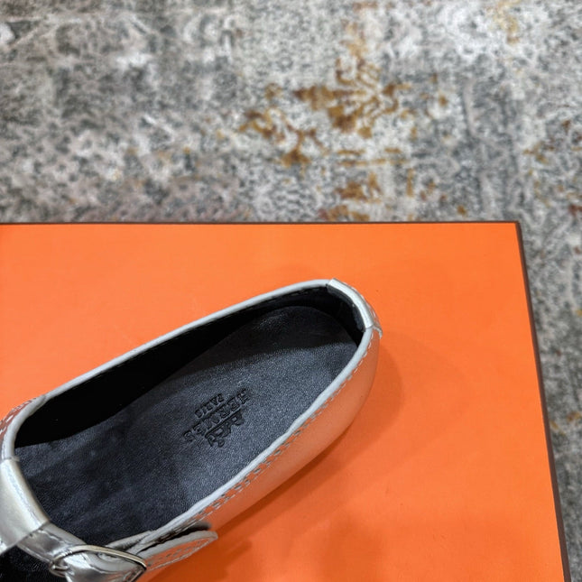 HM 26S PERFORATED BALLET FLATS IN SILVER CALFSKIN