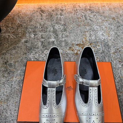 HM 26S PERFORATED BALLET FLATS IN SILVER CALFSKIN