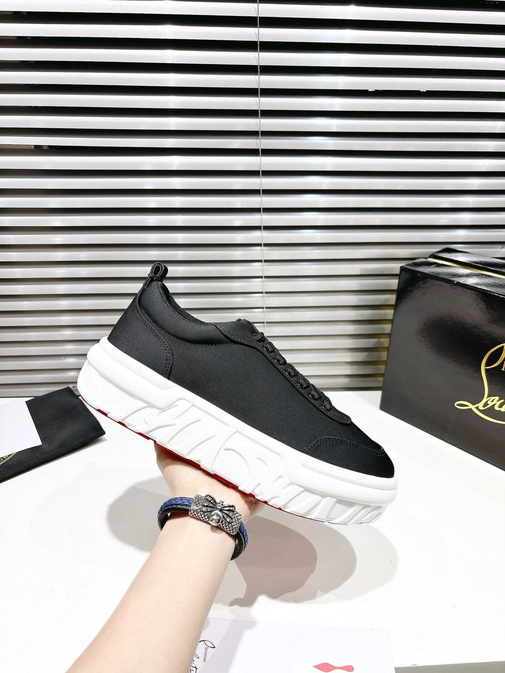 CHOUKARIO LOW-TOP THICK SOLE SNEAKERS IN BLACK FABRIC CREATIVE PRINT