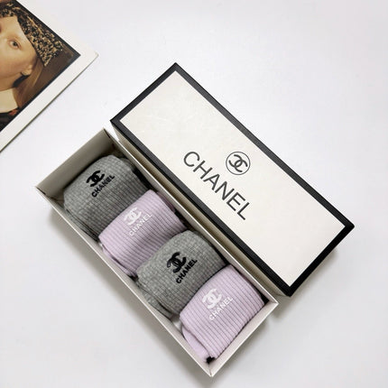 CHANEL 26S CREW SOCKS 395190 (1 BOX)