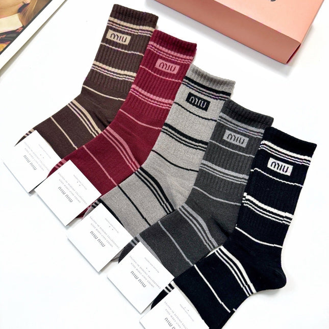 MIUMIU 26S CREW SOCKS 403632 (1 BOX)