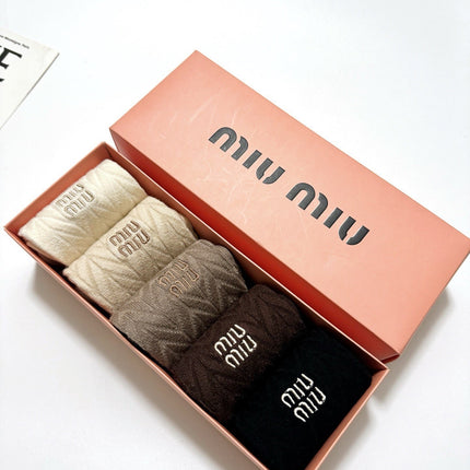 MIUMIU 26S CREW SOCKS 407177 (1 BOX)