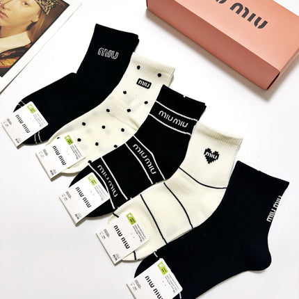 MIUMIU 26S ANKLE SOCKS 410383 (1 BOX)