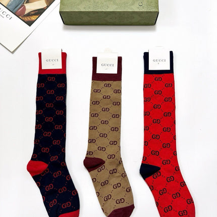 GUCCI 26S CREW SOCKS 410387 (1 BOX)