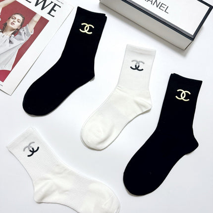 CHANEL 26S CREW SOCKS 410300 (1 BOX)