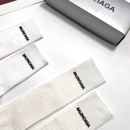 BALENCIAGA 26S CREW SOCKS 410301 (1 BOX)