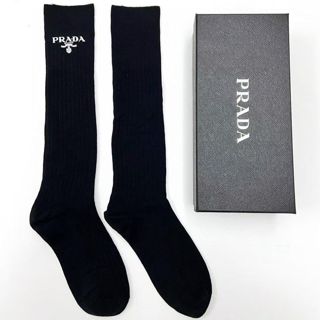 PRADA 26S CREW SOCKS 415685 (1 BOX)