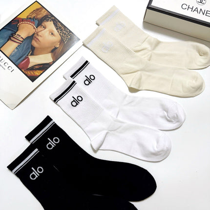 ALO 26S CREW SOCKS 421118 (1 BOX)