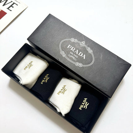 PRADA 26S ANKLE SOCKS 425101 (1 BOX)