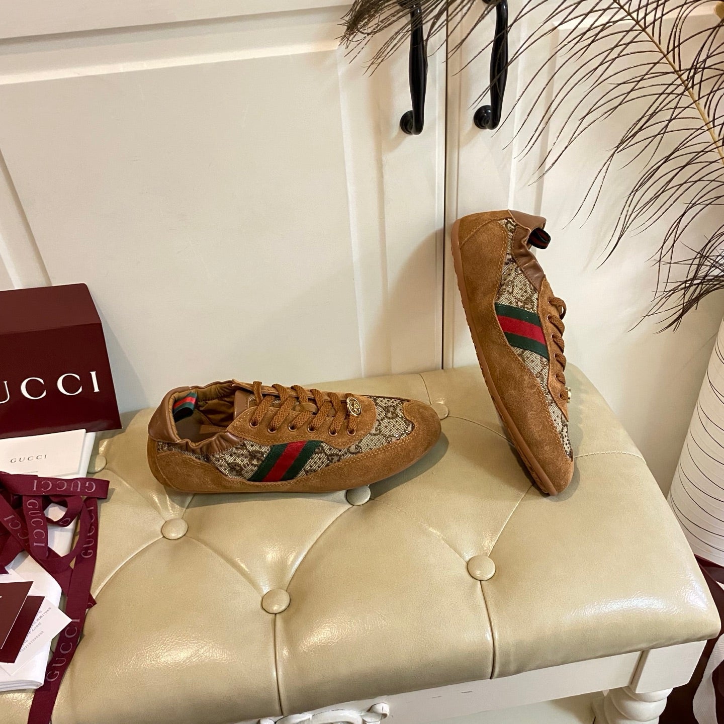 GUCCI 26S SNEAKER IN BROWN SUEDE CRYSTAL EMBELLISHED