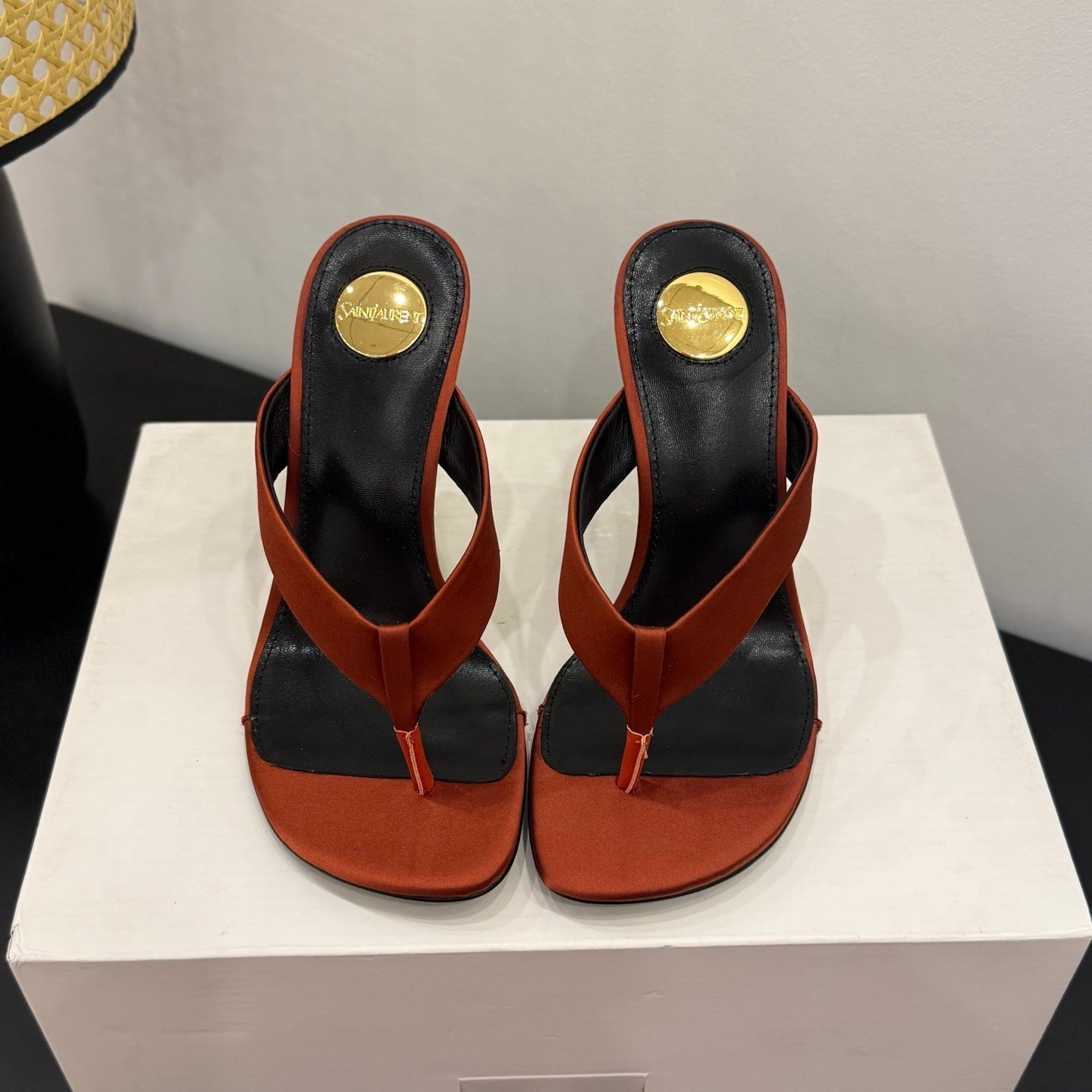 YSL 26S TOE-POST HIGH HEEL SANDALS IN ORANGE SATIN