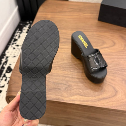 CHANEL 26S WEDGE SANDALS 95 MM IN BLACK CALFSKIN STYLE 1