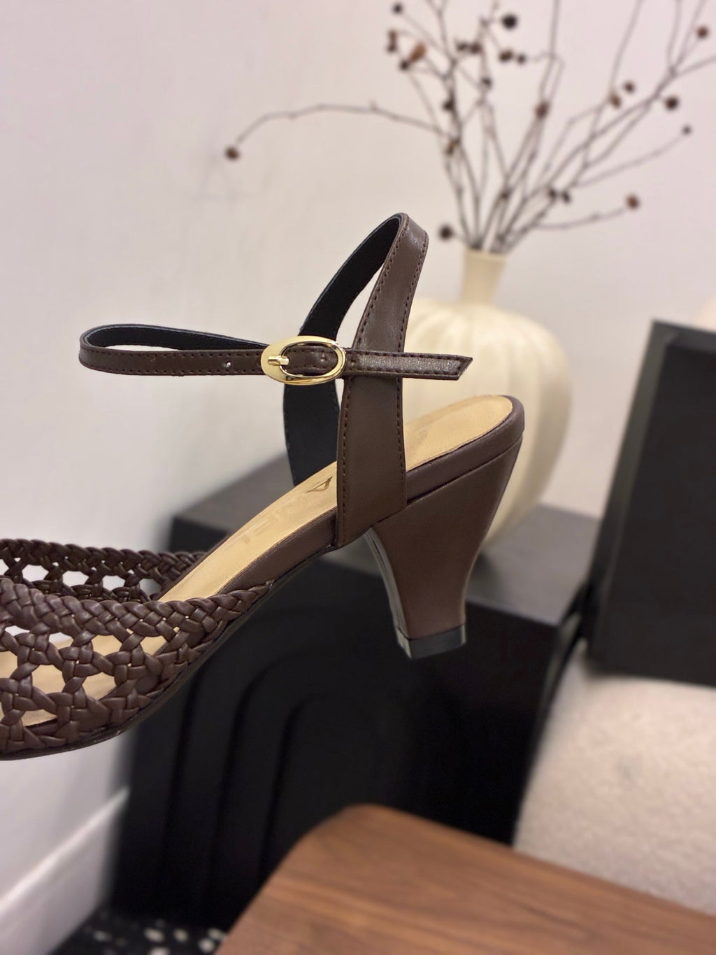 CHANEL 26S HIGH-HEELED BACK-STRAP SANDALS 60 MM IN DARK BROWN WOVEN LAMBSKIN
