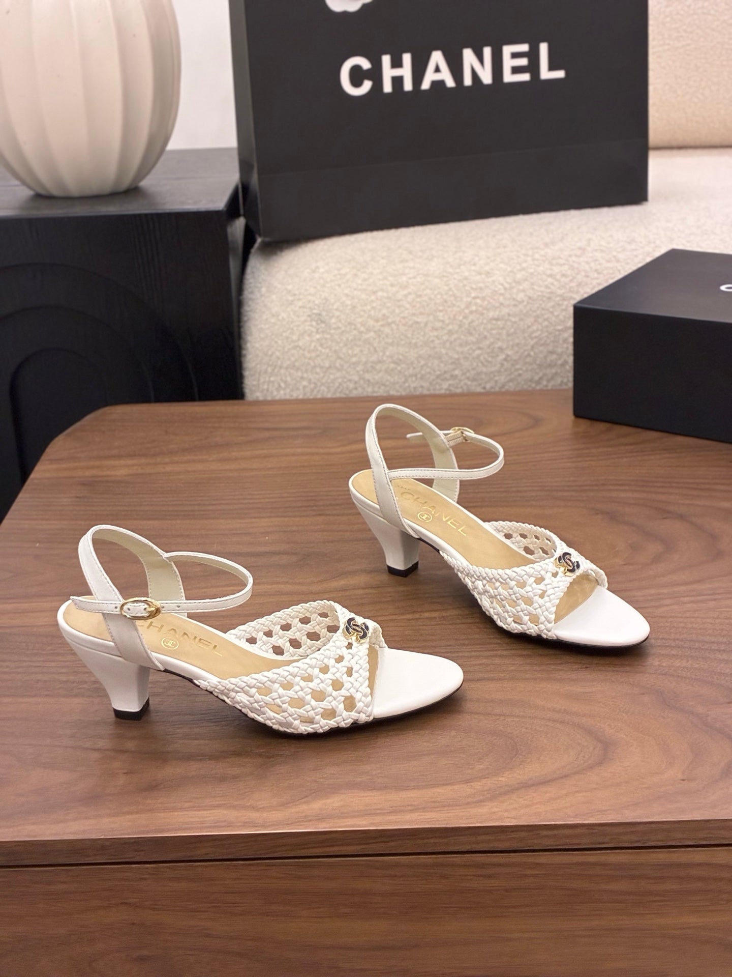 CHANEL 26S HIGH-HEELED BACK-STRAP SANDALS 60 MM IN WHITE WOVEN LAMBSKIN