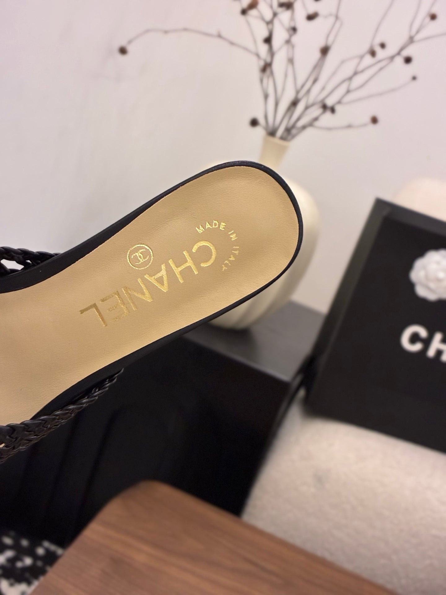 CHANEL 26S HIGH HEELS SANDALS 60 MM IN BLACK WOVEN LAMBSKIN